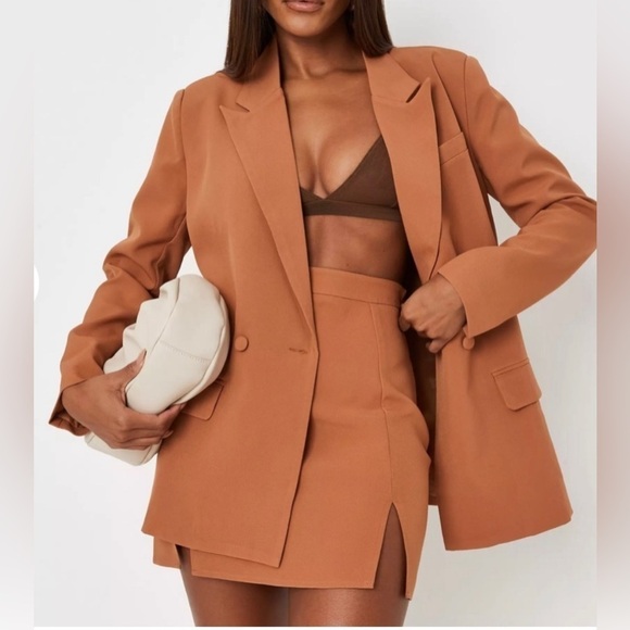 Missguided Petite Tailored Double Breasted Blazer in Camel - Picture 4 of 4